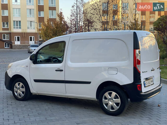 Белый Рено Кенгу, объемом двигателя 1.5 л и пробегом 220 тыс. км за 9600 $, фото 15 на Automoto.ua