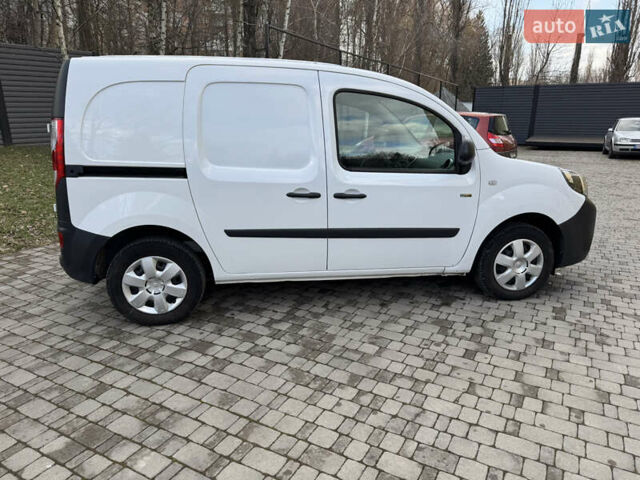 Белый Рено Кенгу, объемом двигателя 0 л и пробегом 90 тыс. км за 7800 $, фото 5 на Automoto.ua