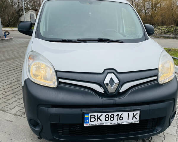Белый Рено Кенгу, объемом двигателя 1.46 л и пробегом 237 тыс. км за 8900 $, фото 7 на Automoto.ua