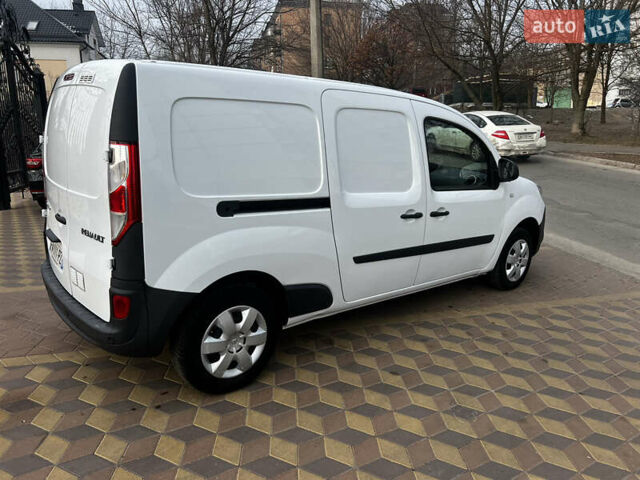 Белый Рено Кенгу, объемом двигателя 0 л и пробегом 152 тыс. км за 11950 $, фото 7 на Automoto.ua