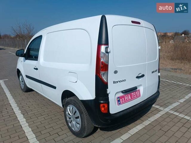 Белый Рено Кенгу, объемом двигателя 0 л и пробегом 140 тыс. км за 9999 $, фото 18 на Automoto.ua