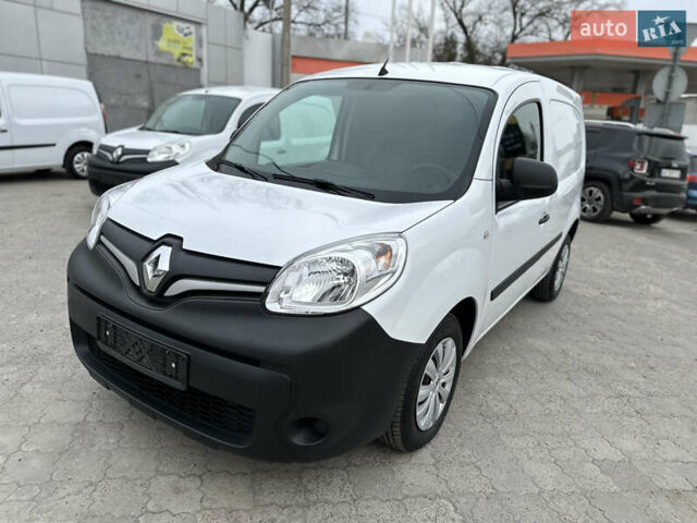 Белый Рено Кенгу, объемом двигателя 1.5 л и пробегом 119 тыс. км за 11900 $, фото 24 на Automoto.ua