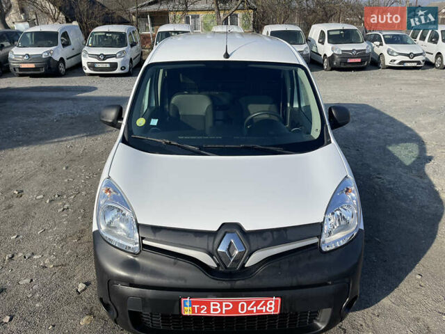 Белый Рено Кенгу, объемом двигателя 1.5 л и пробегом 144 тыс. км за 13900 $, фото 16 на Automoto.ua