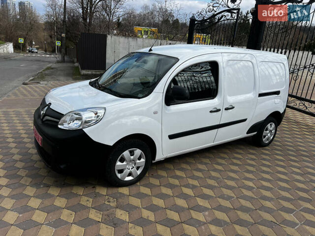 Белый Рено Кенгу, объемом двигателя 0 л и пробегом 153 тыс. км за 11700 $, фото 2 на Automoto.ua