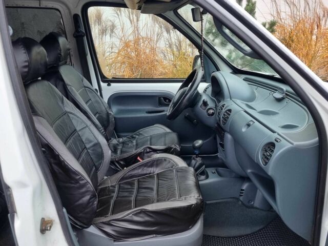 Рено Кєнгу 1998 у Луцьку на Automoto.ua Білий Рено Кєнгу, об'ємом двигуна 1.9 л та пробігом 300 тис. км за 2450 $, фото 20 на Automoto.ua