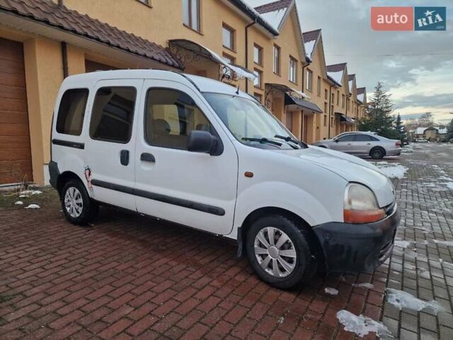 Белый Рено Кенгу, объемом двигателя 1.87 л и пробегом 230 тыс. км за 2599 $, фото 14 на Automoto.ua