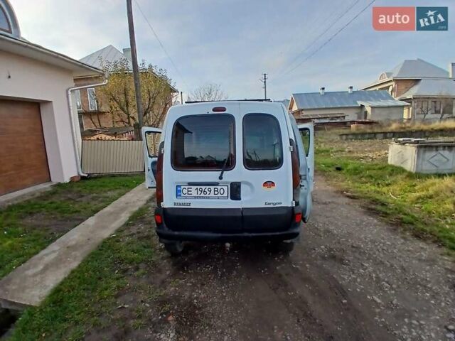 Белый Рено Кенгу, объемом двигателя 1.9 л и пробегом 278 тыс. км за 2650 $, фото 2 на Automoto.ua