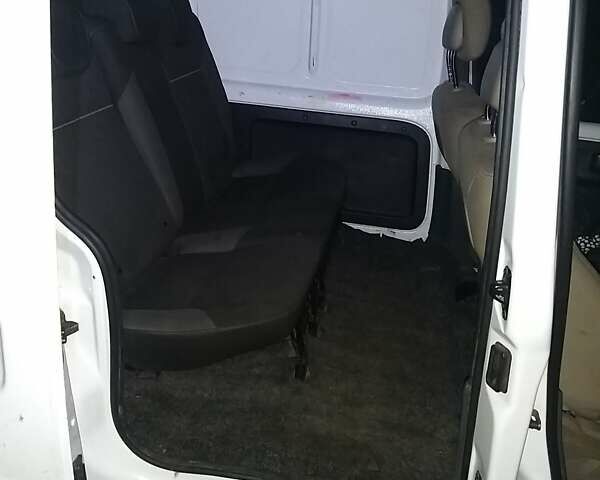 Белый Рено Кенгу, объемом двигателя 1.87 л и пробегом 200 тыс. км за 2500 $, фото 7 на Automoto.ua