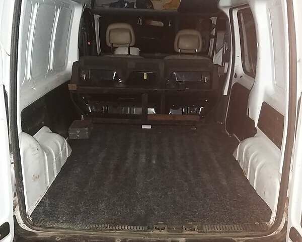 Белый Рено Кенгу, объемом двигателя 1.87 л и пробегом 200 тыс. км за 2500 $, фото 3 на Automoto.ua