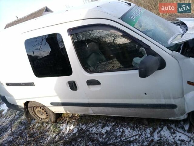 Белый Рено Кенгу, объемом двигателя 1.9 л и пробегом 280 тыс. км за 1200 $, фото 3 на Automoto.ua