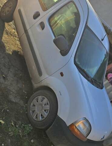 Белый Рено Кенгу, объемом двигателя 1.87 л и пробегом 210 тыс. км за 2500 $, фото 3 на Automoto.ua