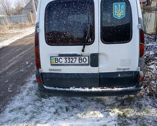 Белый Рено Кенгу, объемом двигателя 1.9 л и пробегом 280 тыс. км за 1200 $, фото 1 на Automoto.ua
