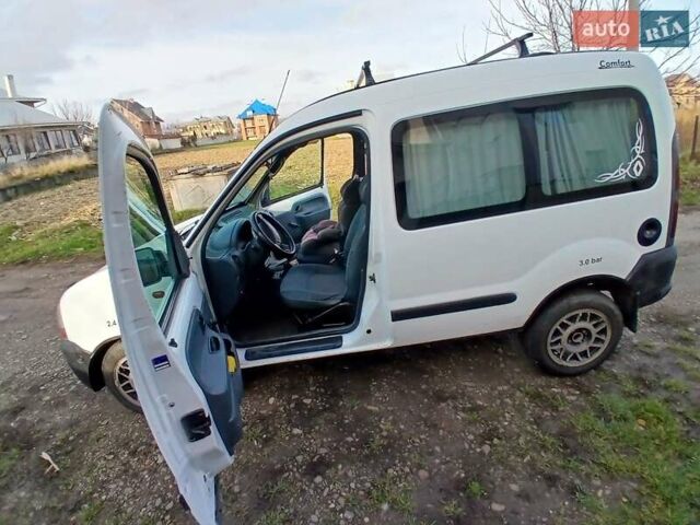 Белый Рено Кенгу, объемом двигателя 1.9 л и пробегом 278 тыс. км за 2650 $, фото 1 на Automoto.ua