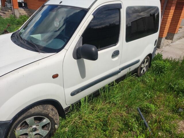 Белый Рено Кенгу, объемом двигателя 1.9 л и пробегом 4 тыс. км за 1299 $, фото 2 на Automoto.ua