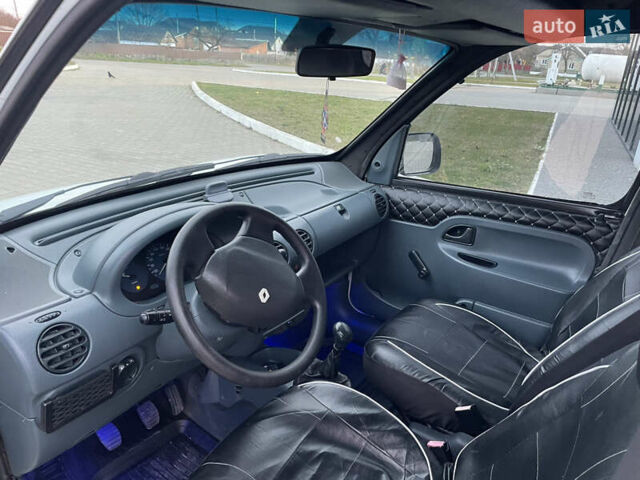 Белый Рено Кенгу, объемом двигателя 1.87 л и пробегом 280 тыс. км за 2750 $, фото 17 на Automoto.ua