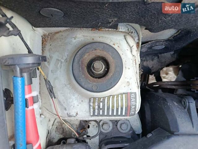 Белый Рено Кенгу, объемом двигателя 1.9 л и пробегом 321 тыс. км за 2700 $, фото 11 на Automoto.ua