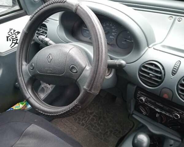 Белый Рено Кенгу, объемом двигателя 1.9 л и пробегом 188 тыс. км за 2500 $, фото 1 на Automoto.ua