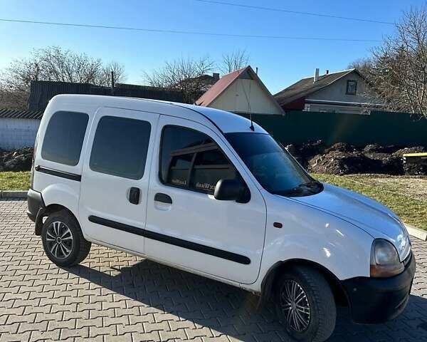 Белый Рено Кенгу, объемом двигателя 1.9 л и пробегом 251 тыс. км за 2650 $, фото 16 на Automoto.ua