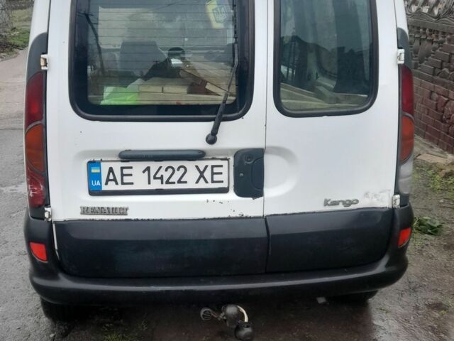 Білий Рено Кєнгу, об'ємом двигуна 1.2 л та пробігом 400 тис. км за 2700 $, фото 5 на Automoto.ua