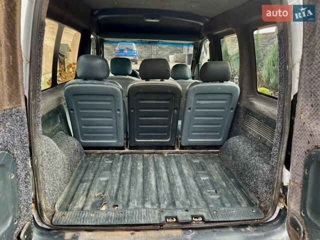 Білий Рено Кєнгу, об'ємом двигуна 1.4 л та пробігом 300 тис. км за 2850 $, фото 25 на Automoto.ua