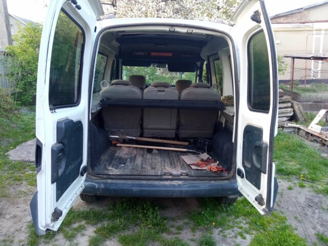 Белый Рено Кенгу, объемом двигателя 1.9 л и пробегом 293 тыс. км за 2800 $, фото 3 на Automoto.ua