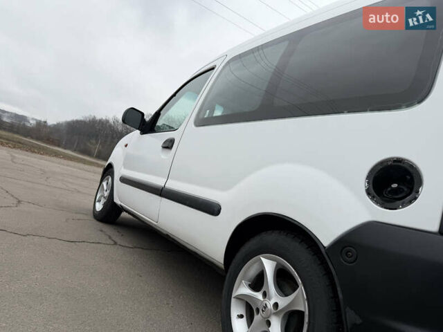 Білий Рено Кєнгу, об'ємом двигуна 1.9 л та пробігом 340 тис. км за 2500 $, фото 19 на Automoto.ua