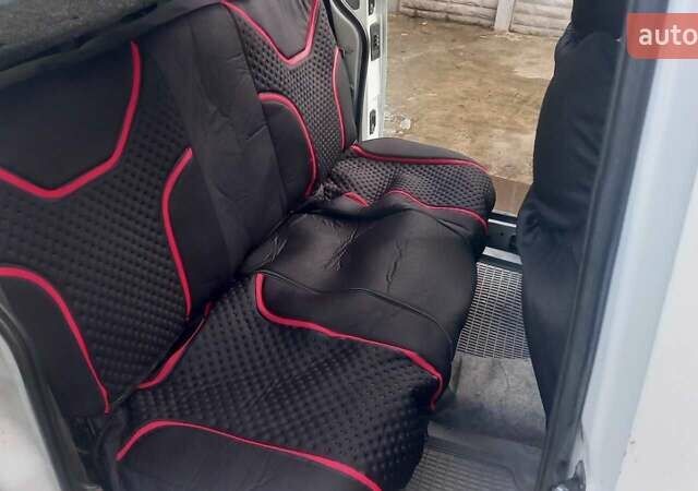 Белый Рено Кенгу, объемом двигателя 1.9 л и пробегом 355 тыс. км за 2900 $, фото 5 на Automoto.ua