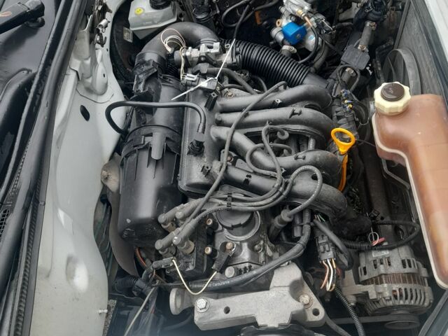 Білий Рено Кєнгу, об'ємом двигуна 1.2 л та пробігом 400 тис. км за 2700 $, фото 6 на Automoto.ua