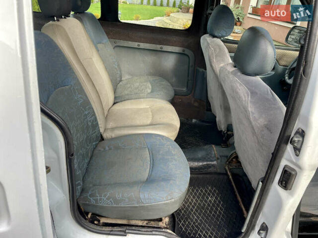 Білий Рено Кєнгу, об'ємом двигуна 1.4 л та пробігом 300 тис. км за 2850 $, фото 23 на Automoto.ua