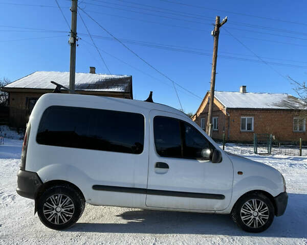 Белый Рено Кенгу, объемом двигателя 1.87 л и пробегом 520 тыс. км за 2300 $, фото 3 на Automoto.ua
