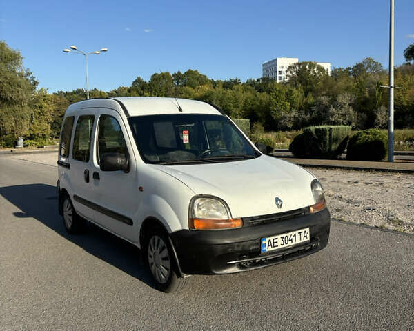 Белый Рено Кенгу, объемом двигателя 1.9 л и пробегом 305 тыс. км за 2599 $, фото 1 на Automoto.ua