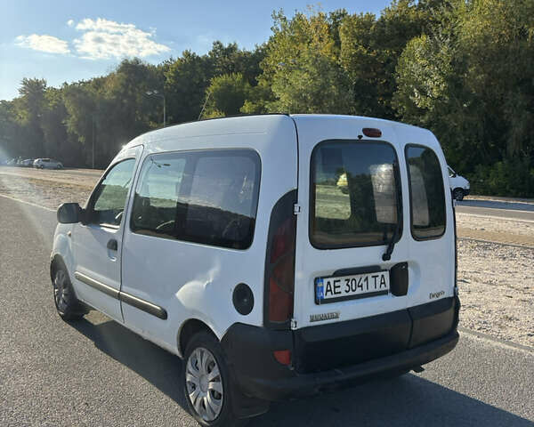 Белый Рено Кенгу, объемом двигателя 1.9 л и пробегом 305 тыс. км за 2599 $, фото 4 на Automoto.ua