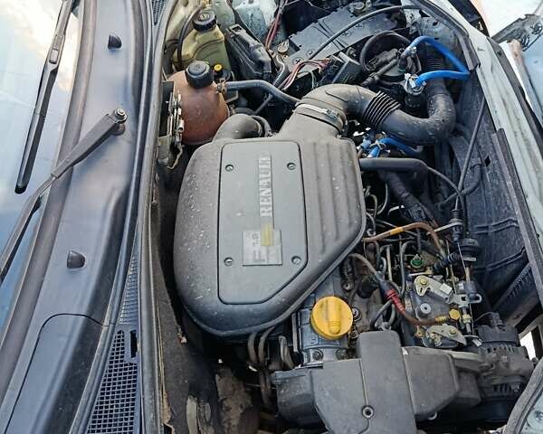 Белый Рено Кенгу, объемом двигателя 1.9 л и пробегом 321 тыс. км за 2700 $, фото 10 на Automoto.ua