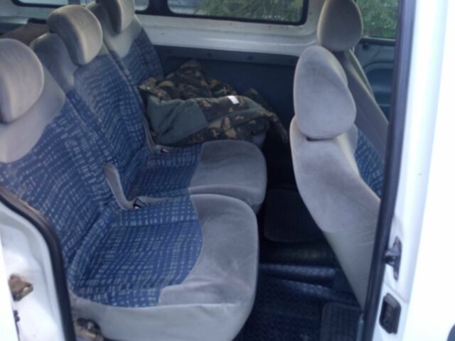 Белый Рено Кенгу, объемом двигателя 1.9 л и пробегом 293 тыс. км за 2800 $, фото 5 на Automoto.ua