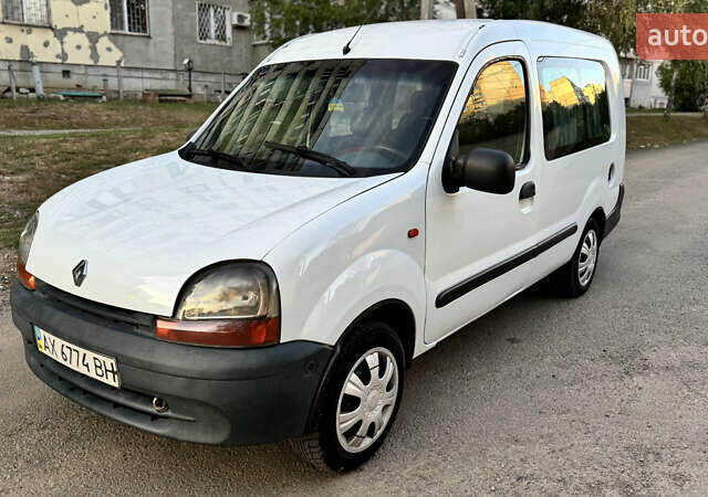 Белый Рено Кенгу, объемом двигателя 0 л и пробегом 399 тыс. км за 2950 $, фото 1 на Automoto.ua