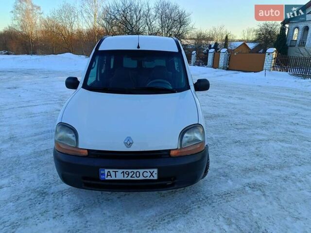 Белый Рено Кенгу, объемом двигателя 1.9 л и пробегом 350 тыс. км за 2450 $, фото 2 на Automoto.ua