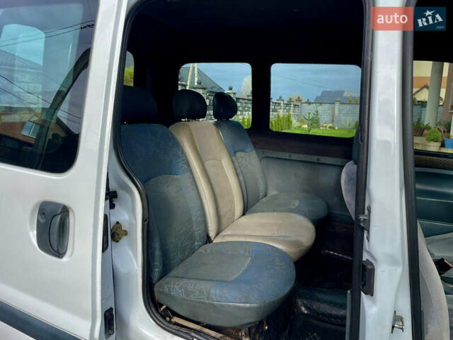 Білий Рено Кєнгу, об'ємом двигуна 1.4 л та пробігом 300 тис. км за 2850 $, фото 22 на Automoto.ua