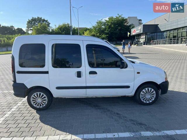 Белый Рено Кенгу, объемом двигателя 1.9 л и пробегом 200 тыс. км за 2400 $, фото 3 на Automoto.ua