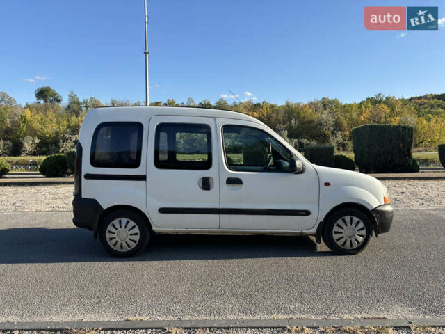 Белый Рено Кенгу, объемом двигателя 1.9 л и пробегом 305 тыс. км за 2599 $, фото 5 на Automoto.ua