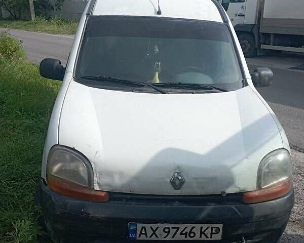 Белый Рено Кенгу, объемом двигателя 1.87 л и пробегом 350 тыс. км за 2600 $, фото 5 на Automoto.ua