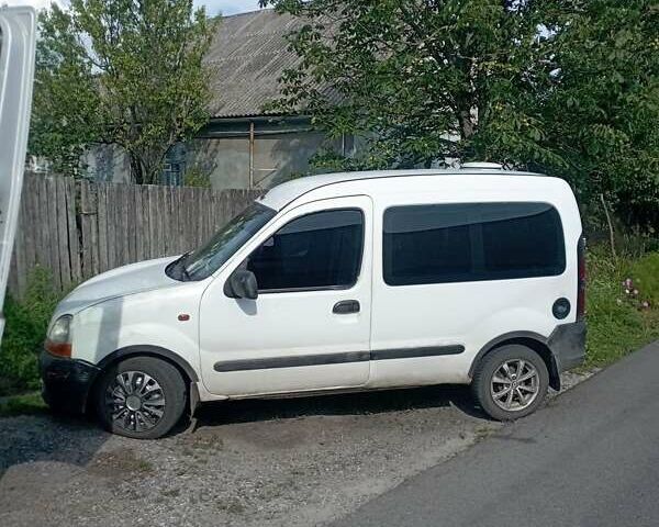Белый Рено Кенгу, объемом двигателя 1.87 л и пробегом 350 тыс. км за 2600 $, фото 6 на Automoto.ua