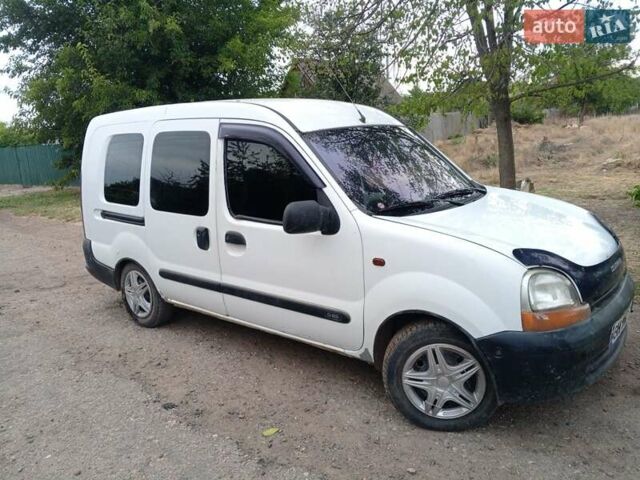 Белый Рено Кенгу, объемом двигателя 1.9 л и пробегом 340 тыс. км за 2850 $, фото 3 на Automoto.ua