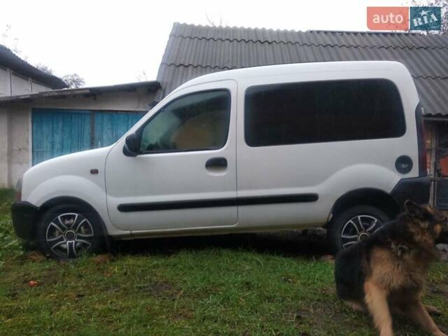 Белый Рено Кенгу, объемом двигателя 1.9 л и пробегом 275 тыс. км за 1999 $, фото 8 на Automoto.ua