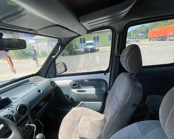Белый Рено Кенгу, объемом двигателя 1.87 л и пробегом 420 тыс. км за 3800 $, фото 13 на Automoto.ua