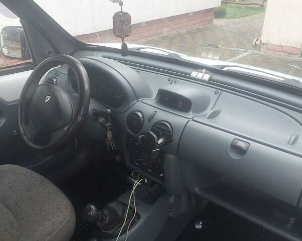 Білий Рено Кєнгу, об'ємом двигуна 1.9 л та пробігом 414 тис. км за 3000 $, фото 4 на Automoto.ua