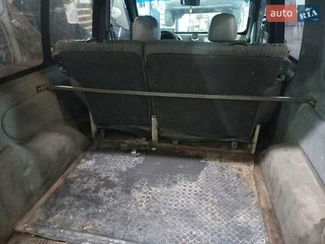 Белый Рено Кенгу, объемом двигателя 1.9 л и пробегом 278 тыс. км за 2050 $, фото 6 на Automoto.ua