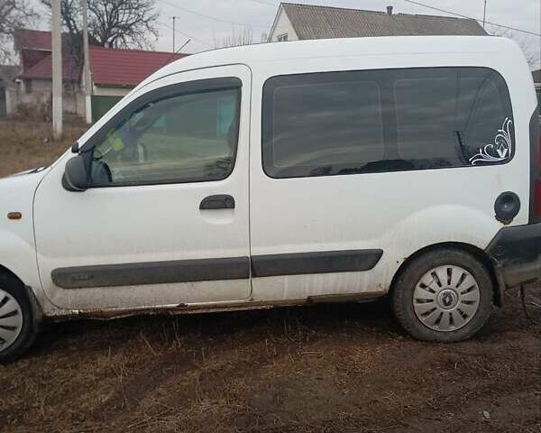 Белый Рено Кенгу, объемом двигателя 1.87 л и пробегом 325 тыс. км за 2800 $, фото 1 на Automoto.ua