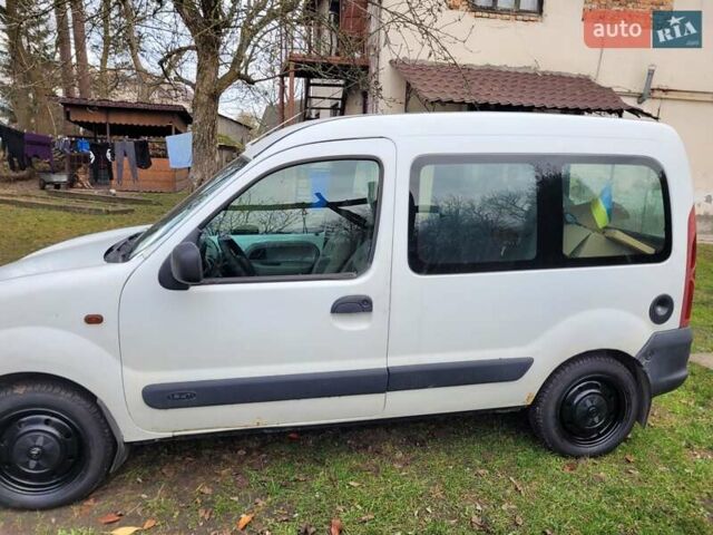 Белый Рено Кенгу, объемом двигателя 1.87 л и пробегом 488 тыс. км за 3000 $, фото 2 на Automoto.ua