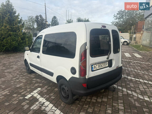 Белый Рено Кенгу, объемом двигателя 1.9 л и пробегом 300 тыс. км за 3100 $, фото 5 на Automoto.ua
