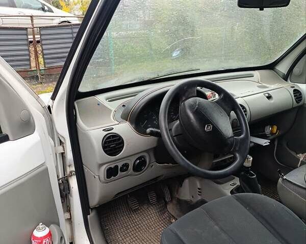 Рено Кенгу 2002 в Буске на Automoto.ua Белый Рено Кенгу, объемом двигателя 1.5 л и пробегом 406 тыс. км за 1600 $, фото 2 на Automoto.ua